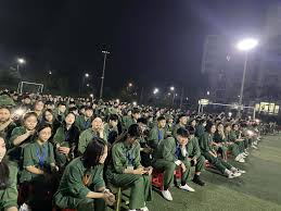 Kỹ năng quân sự trong học TMĐT giúp sinh viên Thương mại điện tử Đại học Thủy Lợi