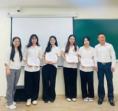 Startup ngành TMĐT Đại học Thủy Lợi – Sinh viên phát triển ý tưởng kinh doanh số